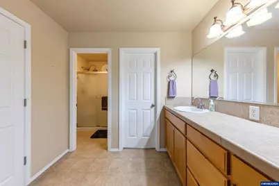 308 Holder Ln SE, Salem, OR 97306 - Photo 37