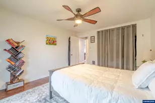 221 Jennings St, Lebanon, OR 97355 - Photo 17