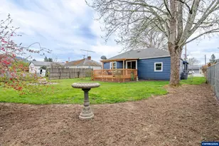 221 Jennings St, Lebanon, OR 97355 - Photo 27