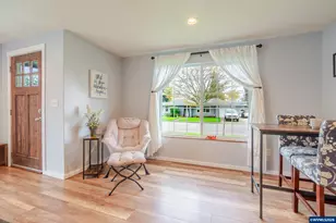 221 Jennings St, Lebanon, OR 97355 - Photo 7