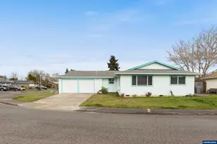 430 35th Ave SE, Albany, OR 97322 - Photo 1