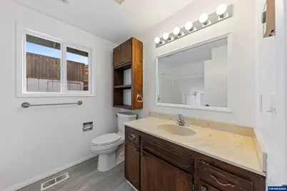 430 35th Av SE, Albany, OR 97322 - Photo 33