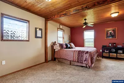 10093 Wiseacre NE Ln, Aurora, OR 97002 - Photo 23