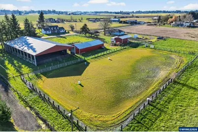 10093 Wiseacre NE Ln, Aurora, OR 97002 - Photo 7