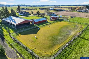 10093 Wiseacre NE Ln, Aurora, OR 97002 - Photo 7