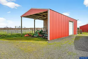 10093 Wiseacre NE Ln, Aurora, OR 97002 - Photo 33