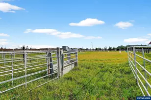 10093 Wiseacre NE Ln, Aurora, OR 97002 - Photo 37