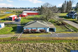 10093 Wiseacre NE Ln, Aurora, OR 97002 - Photo 3