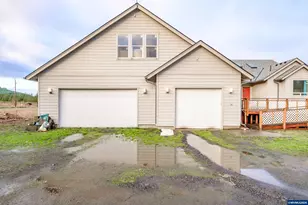 36807 Rock Hill Dr, Lebanon, OR 97355 - Photo 3