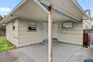 472 E St, Lebanon, OR 97355 - Photo 29