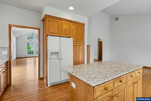 1470 Ranier Lp NW, Salem, OR 97304 - Photo 17