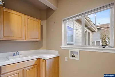 240 Magnolia Dr, Creswell, OR 97426 - Photo 41