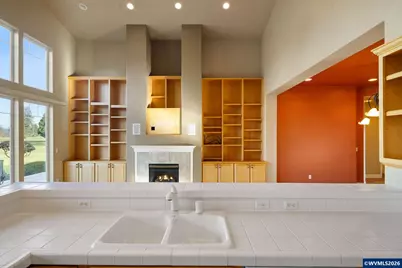 240 Magnolia Dr, Creswell, OR 97426 - Photo 17