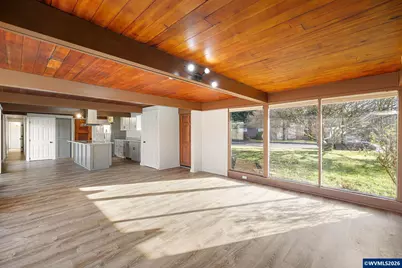 3025 Bailey Ln, Eugene, OR 97401 - Photo 11