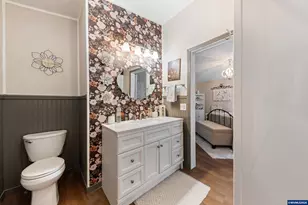 1377 SW Louise Dr, McMinnville, OR 97128 - Photo 19