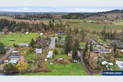 130 C St, Scotts Mills, OR 97375 - Photo 11