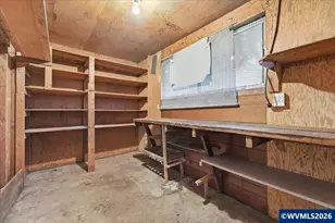 130 C St, Scotts Mills, OR 97375 - Photo 23
