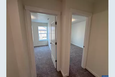 360 SE Shetterly Dr, Dallas, OR 97338 - Photo 19