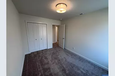360 SE Shetterly Dr, Dallas, OR 97338 - Photo 23
