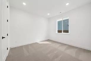 2137 Veneta Av S, Salem, OR 97306 - Photo 7