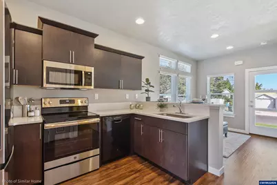 4672 SE Harrier St, Albany, OR 97322 - Photo 3