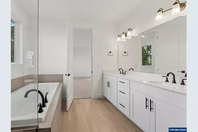5954 Sorrento St St S, Salem, OR 97306 - Photo 17