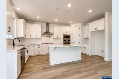 5954 Sorrento St S, Salem, OR 97306 - Photo 17