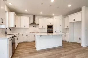 5954 Sorrento St S, Salem, OR 97306 - Photo 17