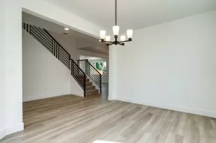 5954 Sorrento St S, Salem, OR 97306 - Photo 9