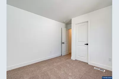 5954 Sorrento St S, Salem, OR 97306 - Photo 39