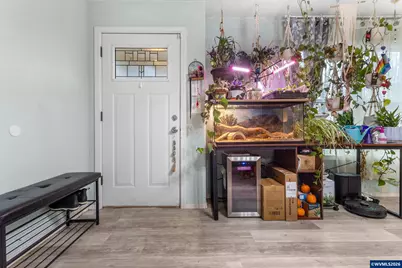 2045 Liberty St NE, Salem, OR 97301 - Photo 3