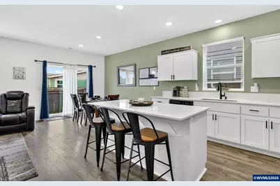 900 Ben Brown Ln, Woodburn, OR 97071 - Photo 3