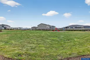 900 Ben Brown Ln, Woodburn, OR 97071 - Photo 35