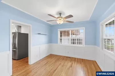 1430 City View Pl SW, Albany, OR 97321 - Photo 9