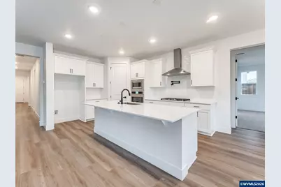 5972 Sorrento St S, Salem, OR 97306 - Photo 9