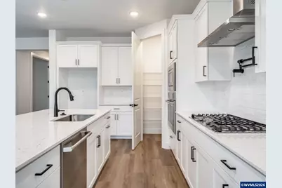 5972 Sorrento St S, Salem, OR 97306 - Photo 11