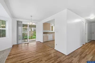 1390 Astor Wy, Woodburn, OR 97071 - Photo 7