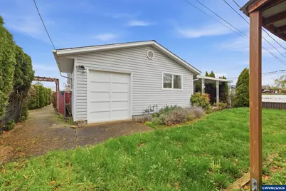 1390 Astor Wy, Woodburn, OR 97071 - Photo 27