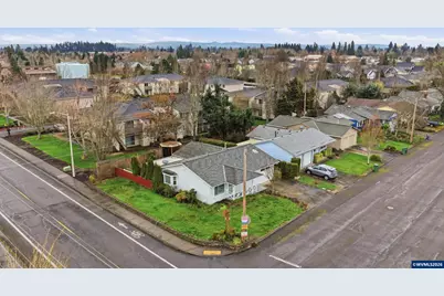 1390 Astor Wy, Woodburn, OR 97071 - Photo 37