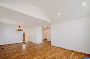 5847 Cobalt Lp SE, Salem, OR 97306 - Photo 17