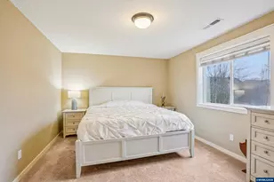 814 Crouchen St NW, Salem, OR 97304 - Photo 23