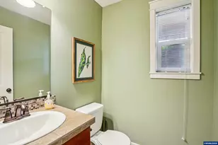 814 Crouchen St NW, Salem, OR 97304 - Photo 15