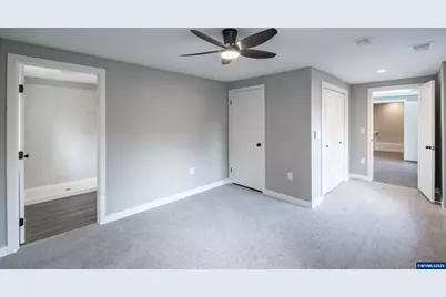 995 Fairview Av SE, Salem, OR 97302 - Photo 29