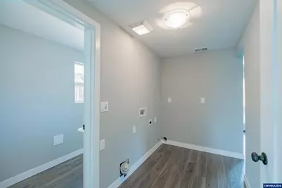 995 Fairview Av SE, Salem, OR 97302 - Photo 19