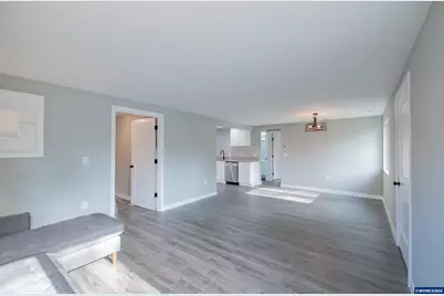 995 Fairview Av SE, Salem, OR 97302 - Photo 7