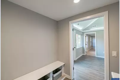 995 Fairview Av SE, Salem, OR 97302 - Photo 27
