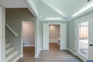 995 Fairview Ave SE, Salem, OR 97302 - Photo 25