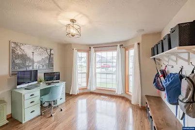 780 Mountain River Dr, Lebanon, OR 97355 - Photo 19