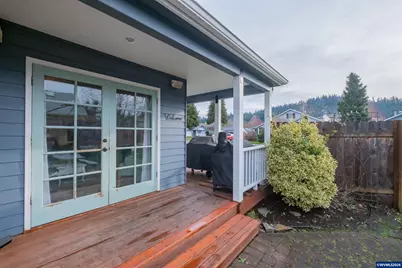 780 Mountain River Dr, Lebanon, OR 97355 - Photo 35