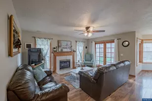 780 Mountain River Dr, Lebanon, OR 97355 - Photo 5